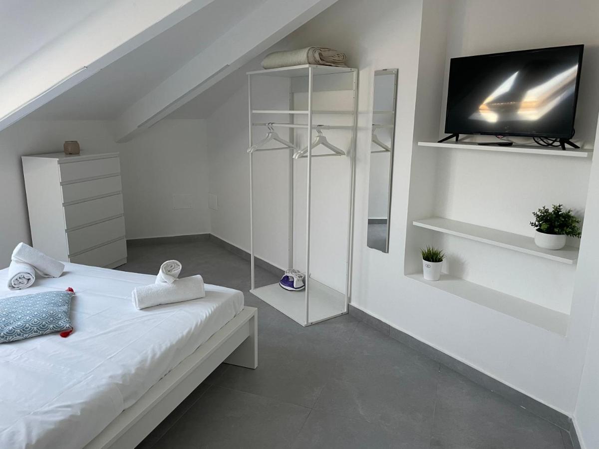 Sky View House Naples Appartement Buitenkant foto
